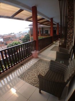 Holiday Beach Inn Pangandaran Zewnętrze zdjęcie